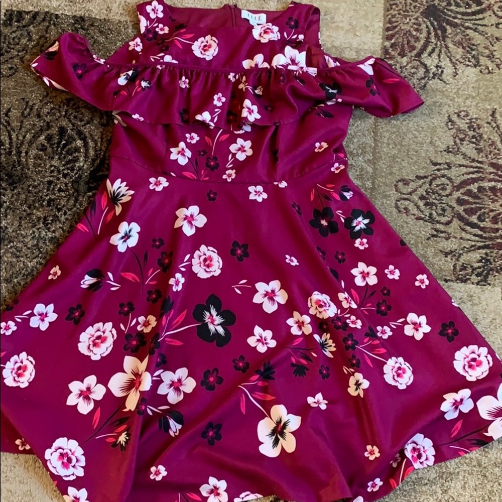 Elle Cold Shoulder dress